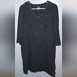 Woman Night Gown. Black With Silver Lines. Secret Treasures Brand. Size 2X/3X